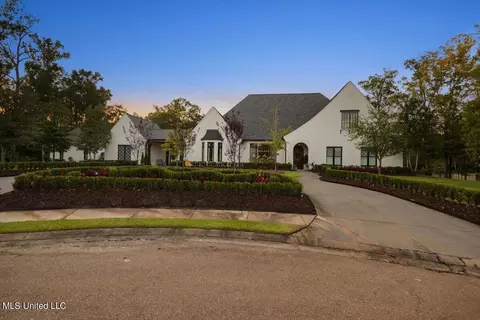 345 Ironwood Dr, Madison, MS 39110