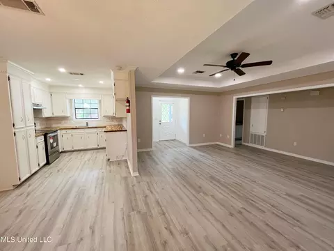 105 Sara Dr, Brandon, MS 39042 photo 7