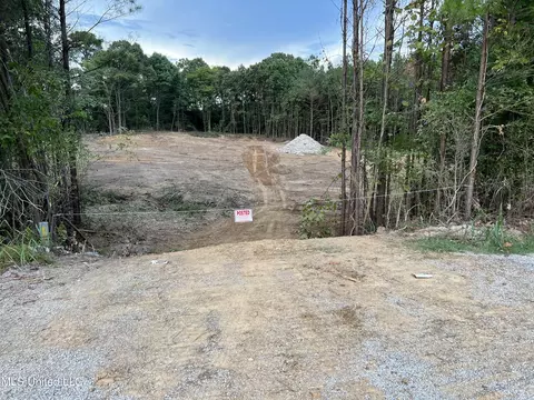 29 American Cv, Byhalia, MS 38611