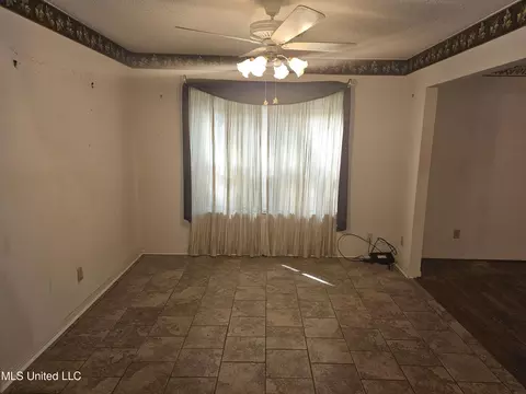 502 E Third St, Picayune, MS 39466 photo 6