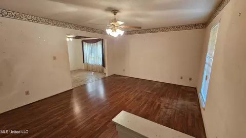 502 E Third St, Picayune, MS 39466 photo 3