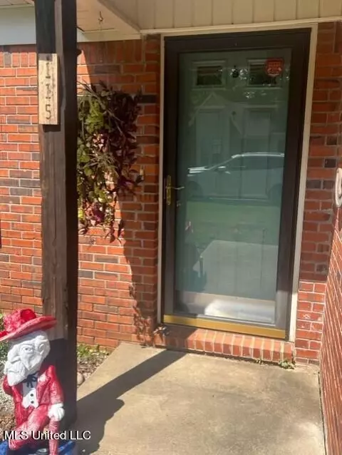 115 Dabney Station St, Batesville, MS 38606 photo 3