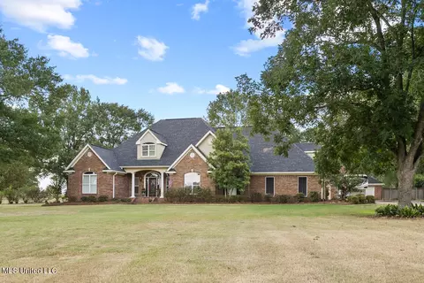 210 Pecan Cv, Jackson, MS 39209 photo 4
