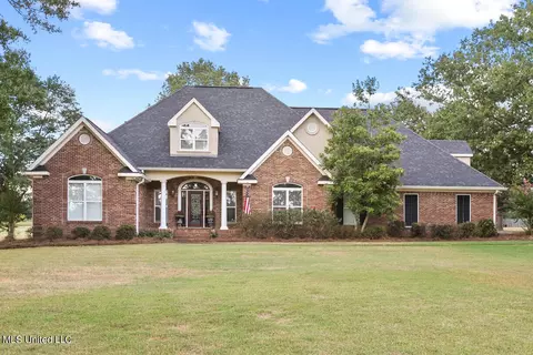 210 Pecan Cv, Jackson, MS 39209