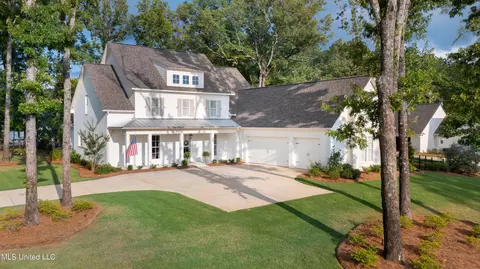 114 Silverleaf Dr, Madison, MS 39110