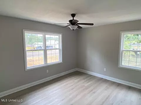 204 E School St, Ridgeland, MS 39157 photo 10