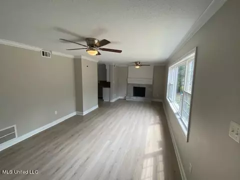 204 E School St, Ridgeland, MS 39157 photo 4