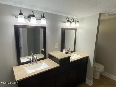 204 E School St, Ridgeland, MS 39157 photo 12