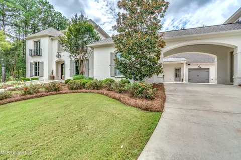111 Carlyle Dr, Madison, MS 39110 photo 2