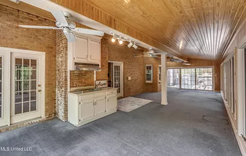 26 Wimbledon Dr, Jackson, MS 39211 photo 14