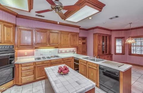 26 Wimbledon Dr, Jackson, MS 39211 photo 19