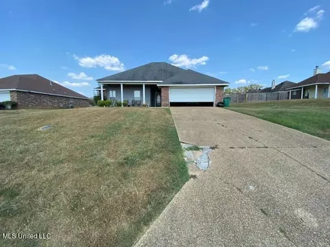 613 Beaver St, Byram, MS 39272