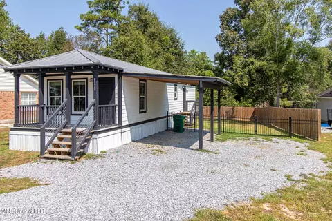 10759 Linohau Way, Diamondhead, MS 39525