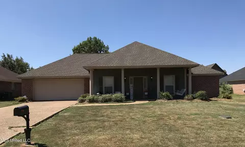 711 Prominence Dr, Flowood, MS 39232