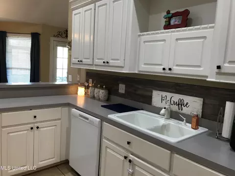 711 Prominence Dr, Flowood, MS 39232 photo 10