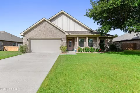 6505 Sugarcane Cir, Ocean Springs, MS 39564