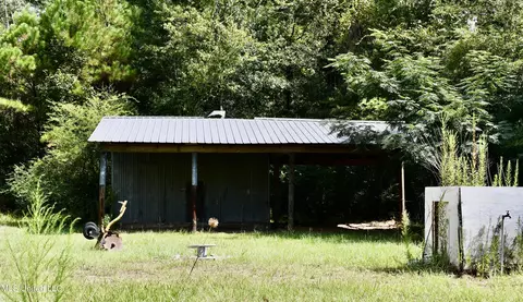 1146 Benndale Rd, Wiggins, MS 39577 photo 5