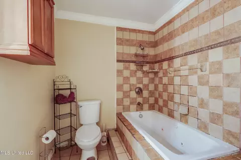 4306 Robinway St, Moss Point, MS 39563 photo 17