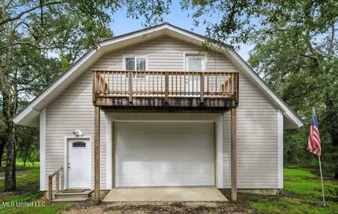 25168 Arcadia Farm Rd, Pass Christian, MS 39571