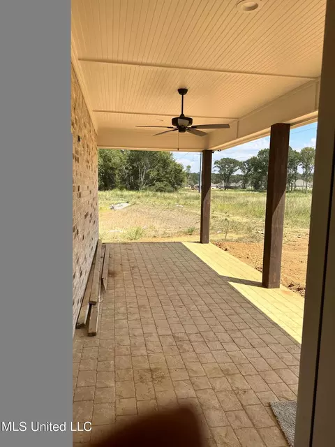 898 Glenwild Cir, Canton, MS 39046 photo 14