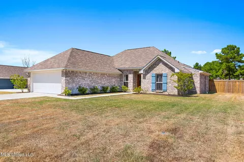 572 Westfield Dr, Pearl, MS 39208