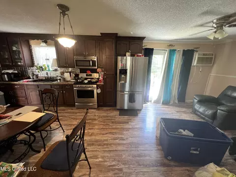 892 Rowell Rd, Coldwater, MS 38618 photo 3