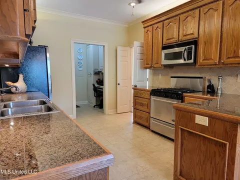 203 Coxwell Cv, Brandon, MS 39042 photo 12