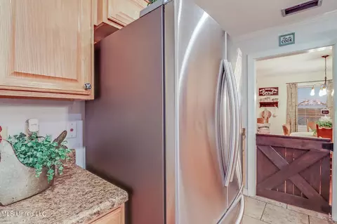 Kitchen - 1103 Ward Pineview Rd, Lucedale, MS 39452 photo 3 of 3