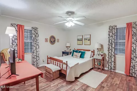 Bedroom - 1103 Ward Pineview Rd, Lucedale, MS 39452 photo 4 of 7