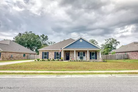 8436 Poplar Trl, Biloxi, MS 39532