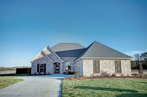 1201 Old Court Xing, Flowood, MS 39232