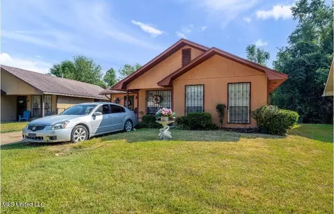6612 Lake Forest Dr, Jackson, MS 39213