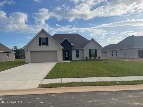 11625 Rosalie Pl, Ocean Springs, MS 39564