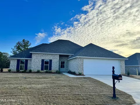 635 Westfield Dr, Pearl, MS 39208