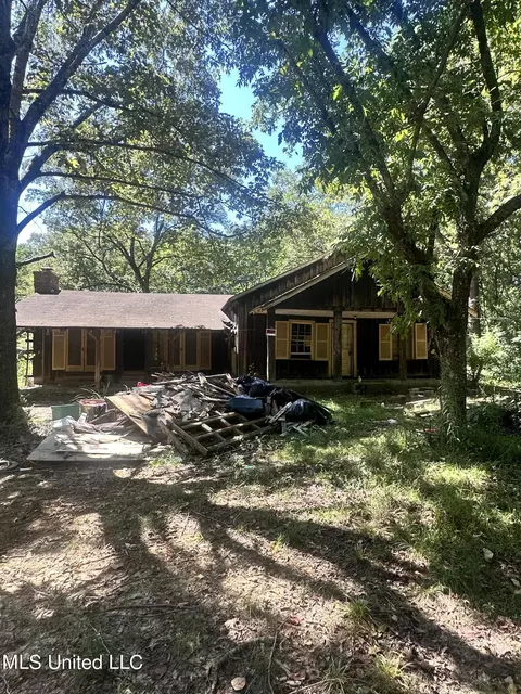 2110 Enid Dam Rd, Pope, MS 38658