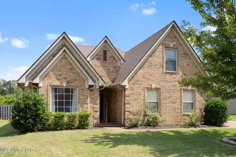 760 S Classic Dr S Dr, Hernando, MS 38632 photo 2