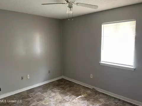 416 W Hill Dr, Jackson, MS 39209 photo 2