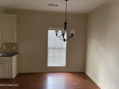 451 Dunbar St, Jackson, MS 39216 photo 6