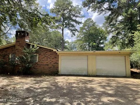 902 Pine Lake Dr, Jackson, MS 39206 photo 6