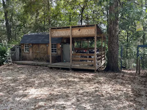 114 Hickory Nut Ln, Lucedale, MS 39452 photo 4