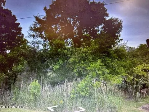 0 Primrose Dr, Bay Saint Louis, MS 39520