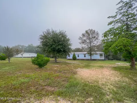 21601 Mcdowell Rd, Saucier, MS 39574 photo 2