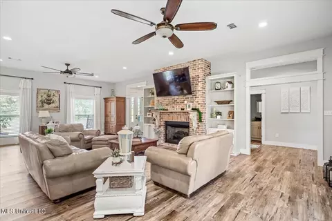 83 Derrick Rd, Wiggins, MS 39577 photo 9