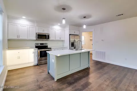 Kitchen - 116 Green Rd, Lucedale, MS 39452 photo 1 of 8
