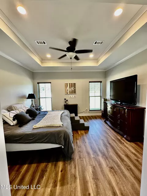 21057 Snow St, Moss Point, MS 39562 photo 17
