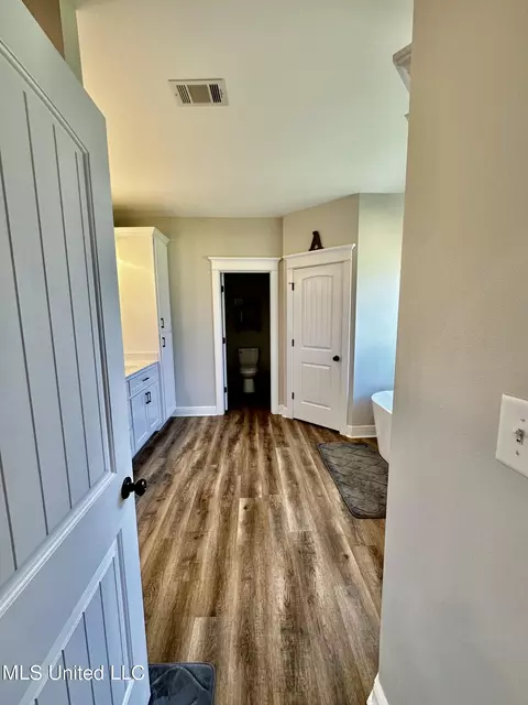 21057 Snow St, Moss Point, MS 39562 photo 21