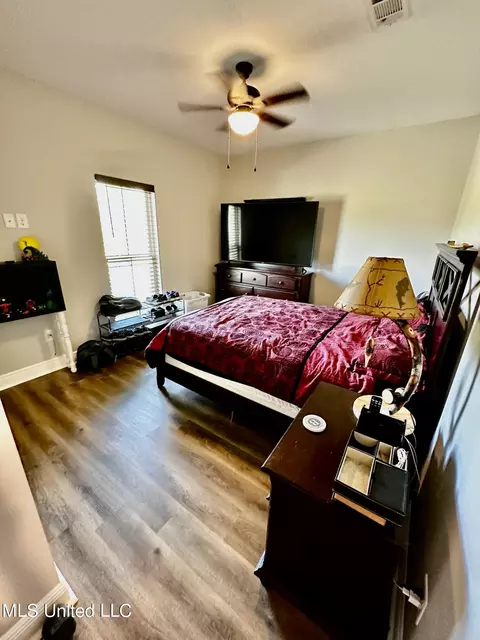 21057 Snow St, Moss Point, MS 39562 photo 23