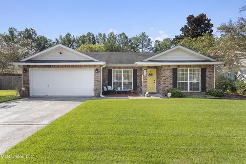 3618 Miles Ln, Ocean Springs, MS 39564
