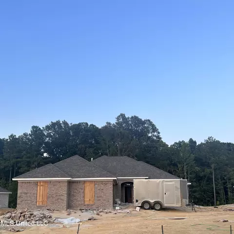 252 Chartleigh Cir, Canton, MS 39046