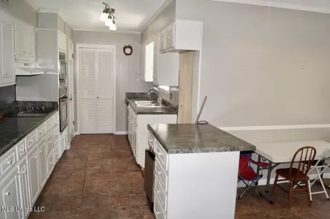 5011 Sunnyvale Dr, Jackson, MS 39211 photo 8